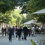 Ferienwohnung Fuer 2 Personen Ca 38 Qm In Barcelona-Gracia, Costa Brava Costa Del Maresme